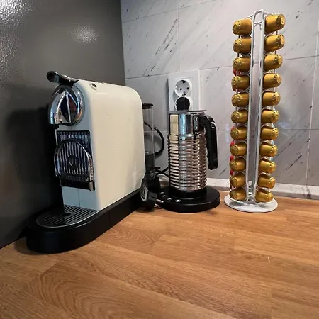 Cosy Getaway In Raw Nature