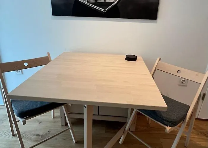 Cosy Getaway In Raw Nature アパート