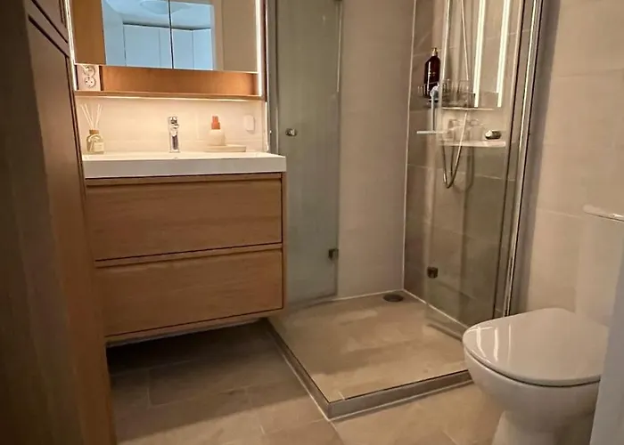 Cosy Getaway In Raw Nature *